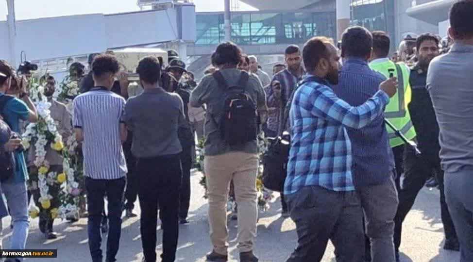 ورود پیکر مطهر شهید گمنام به بندرعباس