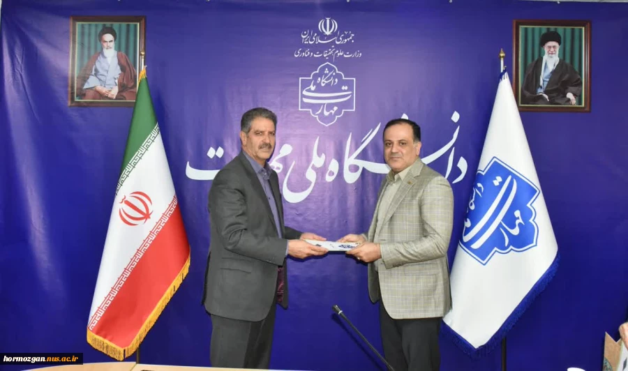 4


با حضور دکتر زمانی، سرپرست دانشگاه ملی مهارت؛ 2