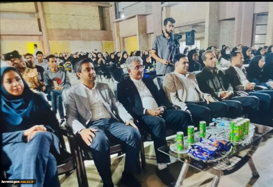 برگزاری جشن روز دانشجو با حضور شهردار محترم بندرعباس و ریاست محترم دانشگاه ملی مهارت استان،به صورت متمرکز و با حضور دانشجویان مراکز پسران و دختران بندرعباس در سالن آمفی تئاتر واحد استانی 3