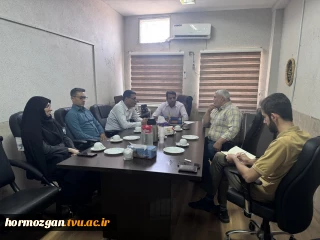 برگزاری نشستی مشترک با حضور 
دکتر حیدری (عضو هیأت علمی دانشگاه اصفهان و نماینده شهرک های علمی و تحقیقاتی اصفهان در صنایع مکران) و مهندس وطن دوست (نماینده شرکت‌های دانش‌بنیان حوزه صنایع دریا‌محور) و
مهندس محمد عباس‌زاده (نماینده پارک علم و فناوری استان هرمزگان) 
ومسئولین دانشکده ملی مهارت میناب