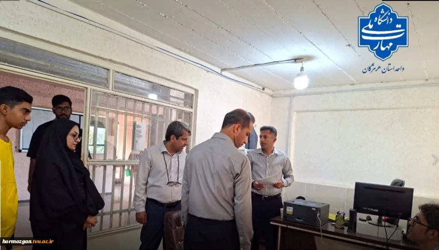 بازدید ریاست محترم دانشگاه ملی مهارت استان هرمزگان از آموزشکده‌های پسران و دختران بندرعباس  2