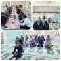 اَلسَّلامُ عَلَیْکَ یا اَباعَبْدِاللَّهِ
وَ عَلَى الاَْرْواحِ الَّتى حَلَّتْ بِفِناَّئِکَ
عَلَیْکَ مِنّى سَلامُ اللَّهِ (اَبَداً)
ما بَقیتُ وَ بَقِىَ اللَّیْلُ وَ النَّهارُ
وَ لاجَعَلَهُ اللَّهُ آخِرَ الْعَهْدِ مِنّى لِزِیارَتِکُمْ