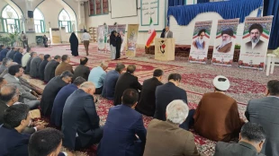 حضور معاونین و کارکنان دانشگاه ملی مهارت استان هرمزگان در مراسم مهمانی لاله ها و عطرافشانی گلزار ملکوتی شهدا،به مناسبت فرارسیدن هفته دولت و به منظور ارج نهادن به مقام والای شهیدان گرانقدر
 2